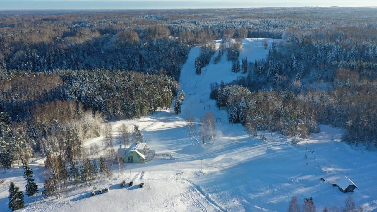 Hotel Kuetioru Puhkekeskus Koloreino Esterno foto